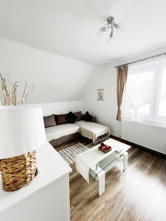 Tramini Apartmanok Эгер Экстерьер фото